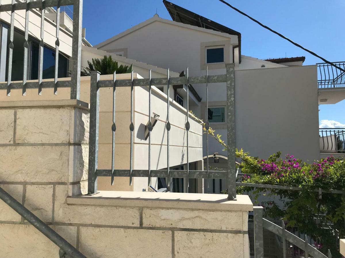 Beach Penthouse Diamond أوميس المظهر الخارجي الصورة